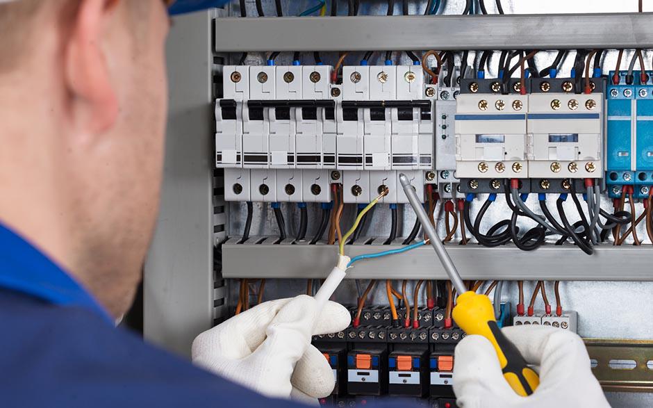 électricien de maintenance Les Mureaux